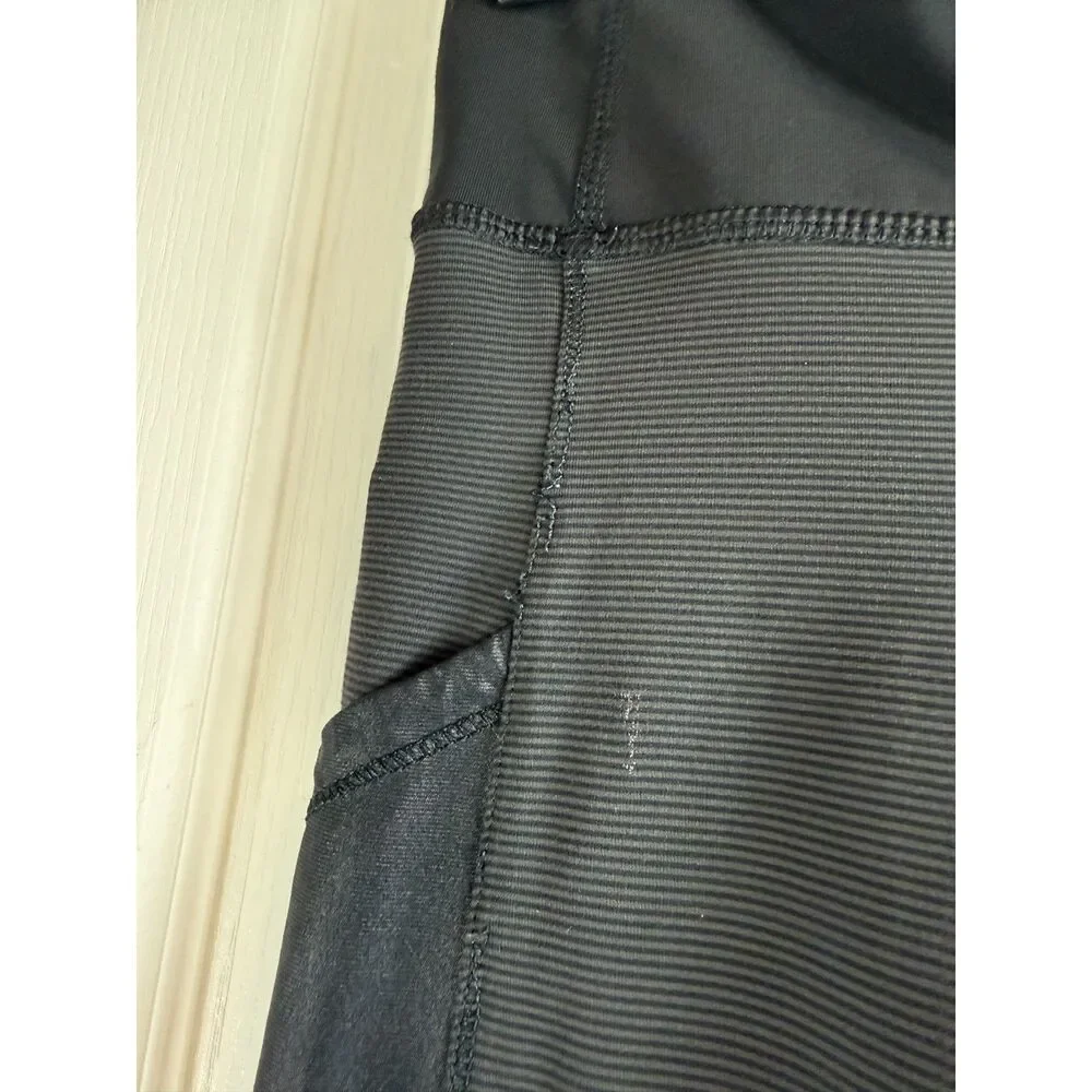 Lululemon Women's Cut The Crop Capri Leggings Black Size 2